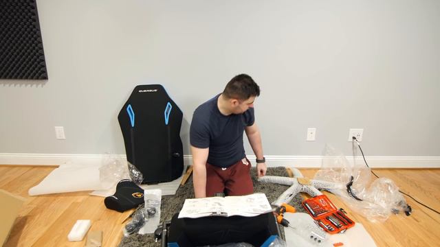 MY OWN LOGO ON A CHAIR!! QUERSUS VAOS 501 UNBOXING