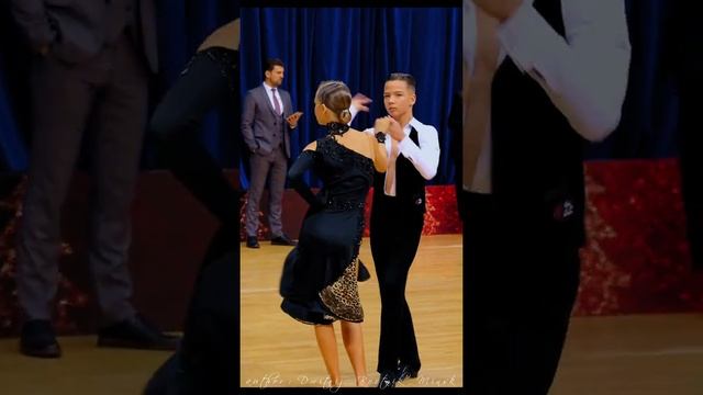 ☂Юниоры 2 (до 16 лет) (D) #Rumba(R) Финал LA(4) #КубокСтолицы2021 смотреть онлайн