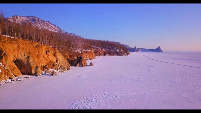 12 Бесплатное видео 4K с дрона. Зима. Озеро. Лёд. Free 4K video from the drone. Winter. Lake. Ice. смотреть онлайн