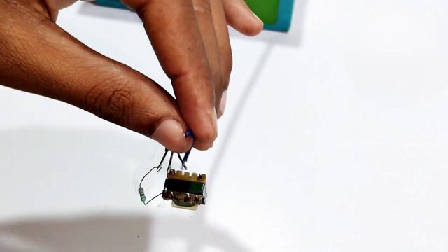 How To Make Ininverter 3.7 Volt Se 220 Volt AC смотреть онлайн