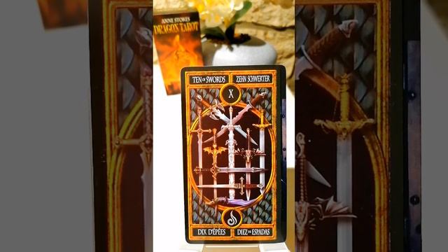 Десятка Мечей колоды "Dragon Tarot Анны Стокс#значениетаро#полныйобзорАркан10ДесяткаМечейДраконтаро смотреть онлайн
