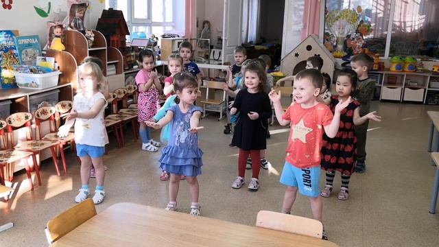 Поздравление ко Дню матери смотреть онлайн