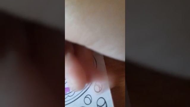 3 истории и ракушка. раскрашиваю ракушки.?