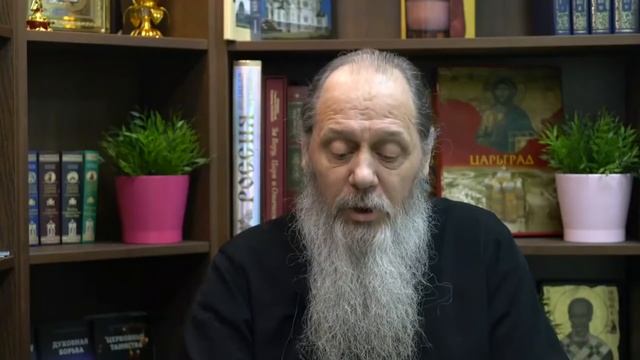 Как правильно молиться мирянам в праздничные дни вне храма? смотреть онлайн