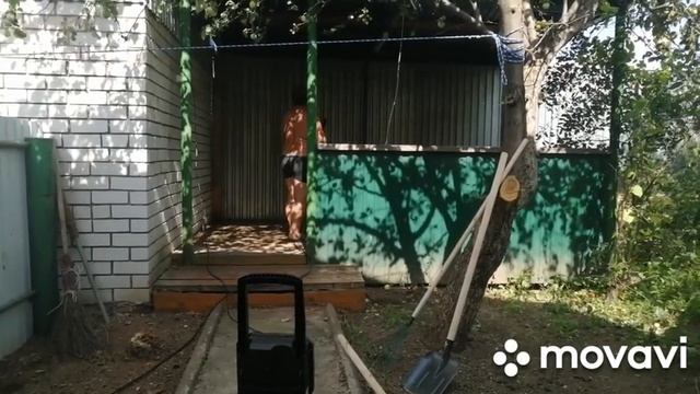 КУПИЛИ ДОМ В ДЕРЕВНЕ /УБИРАЕМ В БЕСЕДКЕ, В САДУ /МОЕМ ДОМ, ДВОР смотреть онлайн
