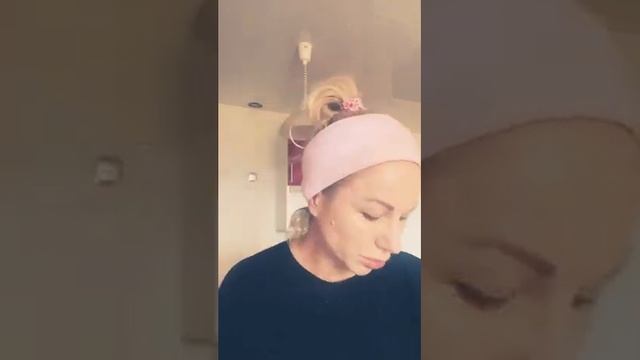 Подтяжка лица за 1 час. Йога, лифтинг, тейпы, возрастной и быстрый макияж. 2 день марафона с Зоей Б смотреть онлайн