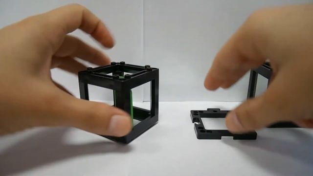 open UC2 - Assembling Mirror Holder Insert into Injection Moulding (IM) Base Cube v3 смотреть онлайн