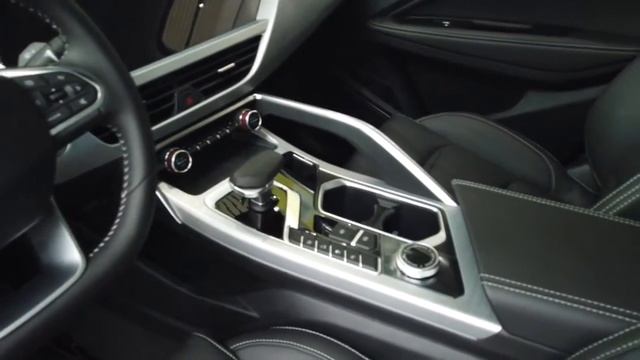 2020 Geely XingYue SUV 300T Base Model Walk Around, China Car Show смотреть онлайн