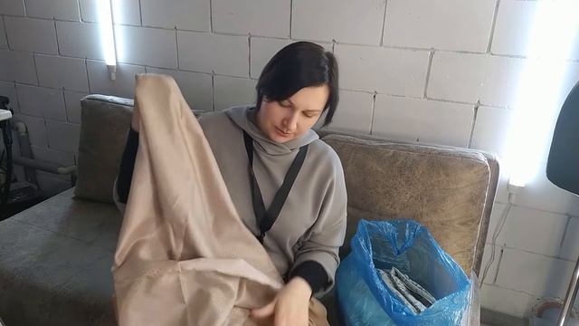 РАСПАКОВКА посылки с тканями! Что буду шить? смотреть онлайн