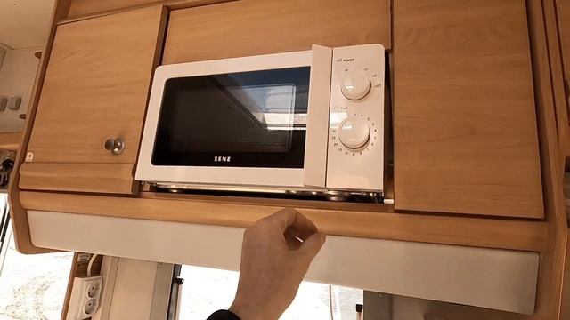 Обзор кемпера, дома на колёсах Fiat WEINSBERG 2001 смотреть онлайн