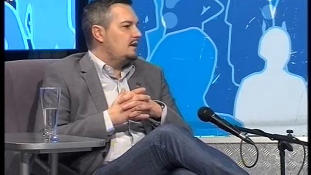 BEZ CENZURE: Skupština Srbije - Elvira Kovač, Mirko Krlić i Žika Gojković смотреть онлайн