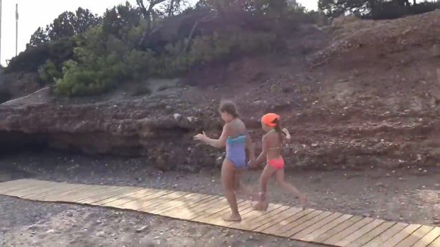 Клип на песню Can't stop the feeling смотреть онлайн
