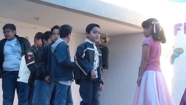 Vaselina Colegio San juan 2013 смотреть онлайн