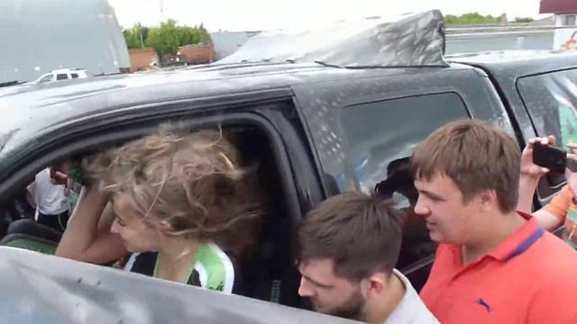 Девчонки Альфард в FORD F-350 смотреть онлайн