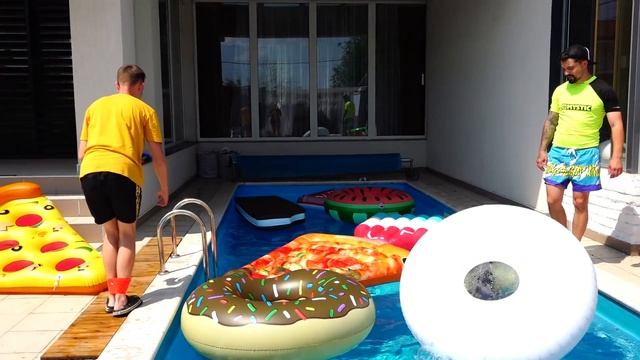 Экстремальный БАССЕЙН ЭТО ЛАВА! Пройди с завязанными глазами, руками, ногами! смотреть онлайн