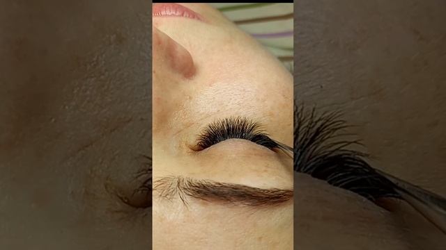 Ошибки мастера в наращивании ресниц смотреть онлайн