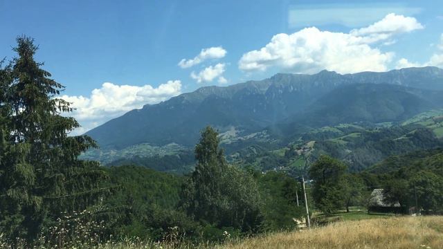 With my 2015 Dacia Duster Diesel 4x4 in Magura, Romania смотреть онлайн