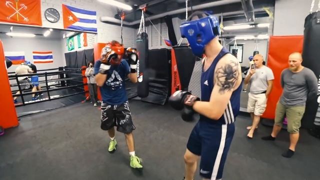 БОКС ВЛОГ №15. Усик - Джошуа мнение тренеров по боксу. Спарринги. Андеграунд Бокс Влог. смотреть онлайн