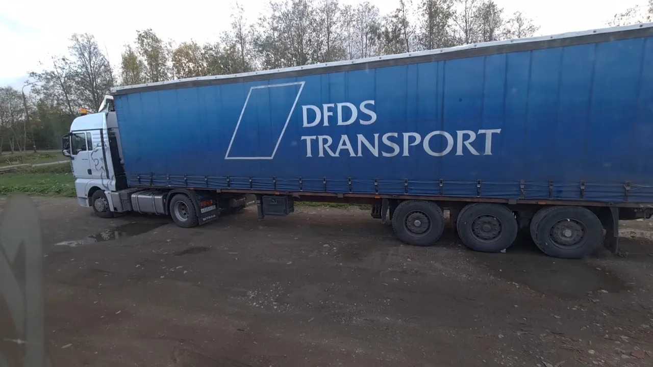 За что купил за то продал! Всей бригадой в Архангельск! смотреть онлайн