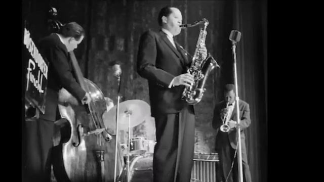 Birdland All Stars: Miles Davis, Lester Young, Bud Powell, Nov 7, 1956 Hamburg смотреть онлайн
