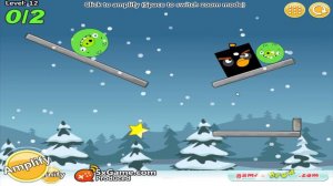 Angry Birds Kick Out Green Pigs - SQUARE BIRD KICK OUT ALL ROUND PIGGIES!!