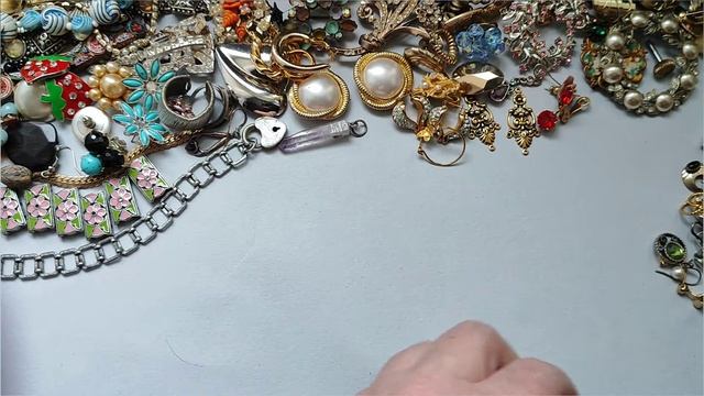 274. Распаковка лота с винтажным ломом. часть третья.₽ смотреть онлайн