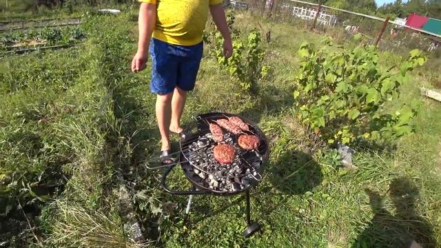 Хочу пожрать - Дегустация разных мясных сарделек и сосисек от бригады смотреть онлайн