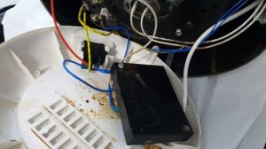 Отключается мультиварка Redmond RMC-M4505 сразу после включения. Какое сопротивление датчиков темпе