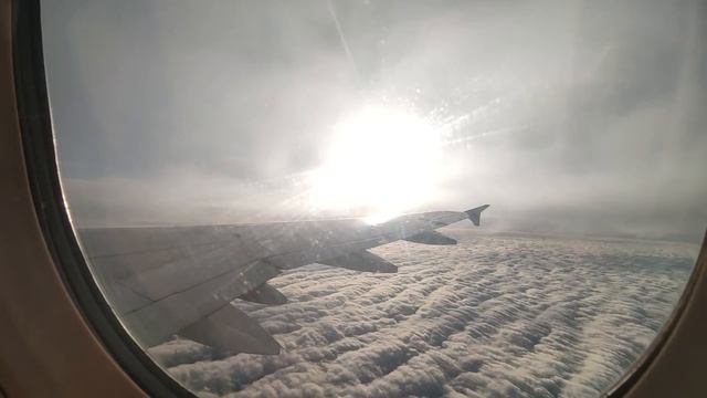 КРАСИВАЯ ПОСАДКА САМОЛЁТА. Аэропорт Питер-Урганч смотреть онлайн