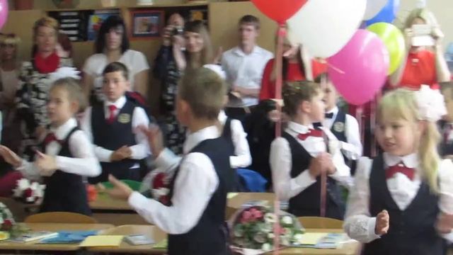 1 сентября 2016 г. Гимн гимназии № 12" г.Саранск #1сентября #СноваВшколу #ДеньЗнаний смотреть онлайн