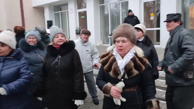 "Для Милых женщин "???????...на танцполе в Гомельском парке...15.01.2023. смотреть онлайн