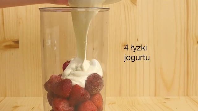 Lody truskawkowe ze śmietaną i kruszonymi ciasteczkami | Przepisy z blenderem Braun MultiQuick 9 смотреть онлайн
