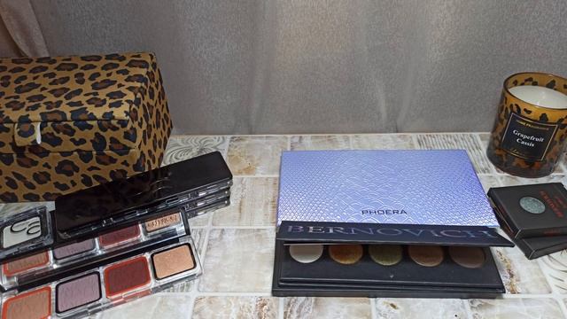 ✨BERNOVICH / CATRICE / СПАРКЛЫ ?/ ПРОСТО КРАСИВЫЕ ТЕНИ / МАНИКЮР смотреть онлайн