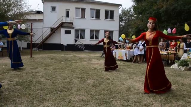 Танец учениц 9 класса смотреть онлайн