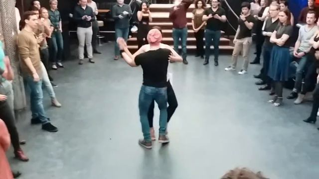 Amarte Sin Amarte - Bachata Open Class At Soda Club: Flor & Alejandro
