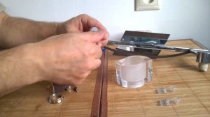 Ремонт настенного светильника с патроном G9.