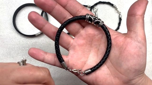 12 DIY Mens Leather Bracelet Designs and Gift Ideas смотреть онлайн