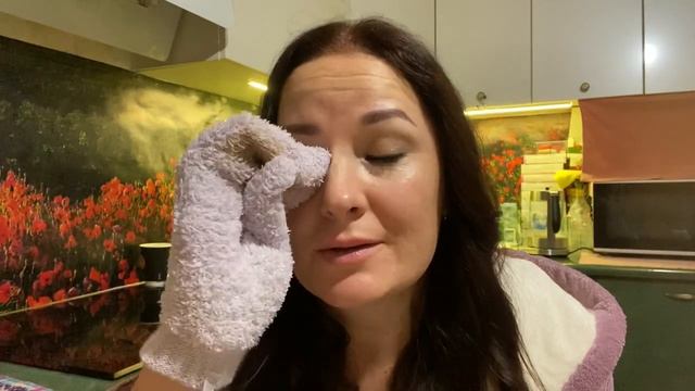 Как снять макияж без воды, как снять тушь без лосьона, как сэкономить на косметических средствах смотреть онлайн