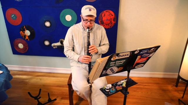 Clarinet duet play-along with Mike (#1: Super Easy) смотреть онлайн