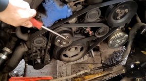 Замена помпы Спринтер / Первый признак умирающей помпы!