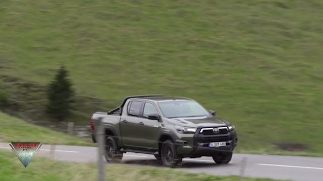 2021 Toyota Hilux 2.8 Invincible Interior Exterior Offroad and Road Driving смотреть онлайн