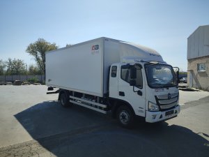 Изотермический фургон на шасси FOTON S 100 10тн.