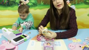 СУПЕРМАРКЕТ. Играем вместе с Эмилюшей в магазин. Детская касса