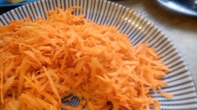 Утиные ножки в медовом кисло-сладком соусе. смотреть онлайн