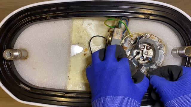 Замена ТЭНа Electrolux EWH 30-50-80-100 Centurio IQ 2.0 и IQ