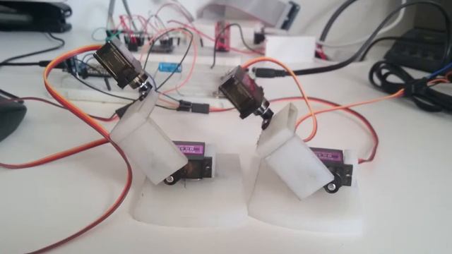 Choppy servos NodeMCU v3 смотреть онлайн