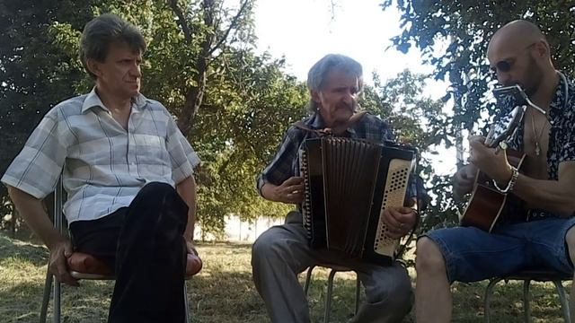 Александр Виноградов (баян) Илья Иванов (гитара) Питер, я вернусь! смотреть онлайн