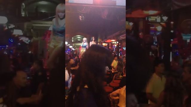 La Bangla Road à Phuket / Бангла Роуд на Пхукете смотреть онлайн
