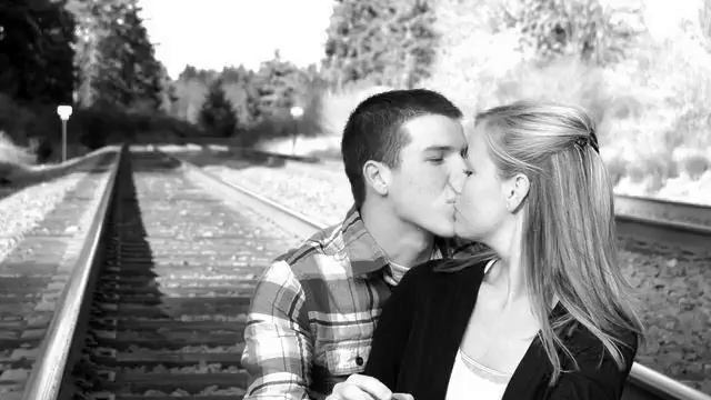 Музыка вместо гудков билайн. Хит весны! Обожаю! смотреть онлайн