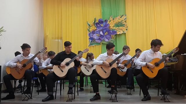 Ансамбль гитаристов "Аккорд" ("ДШИ" г.Болотное,) - И.Штраус "Полька-Пиццикато", Г.Роллан "Токката" смотреть онлайн